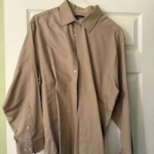 Men's Pocketless Dress Shirt